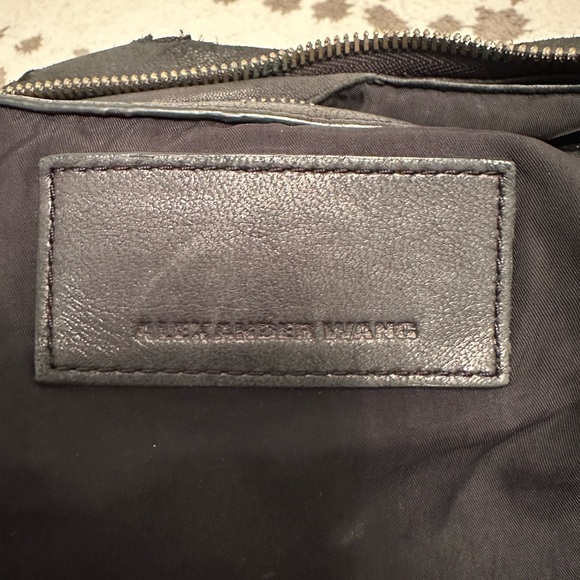 Alexander Wang shoulder/crossbody strap large tote - Picture 6 of 9